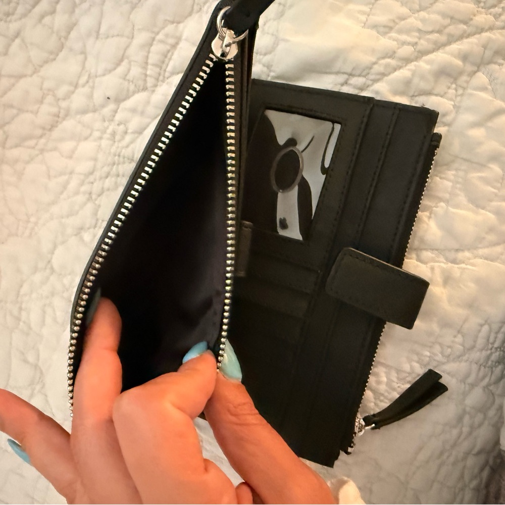 GUESS Saffiano Faux-Leather Bifold Wallet in black - Picture 5 of 6